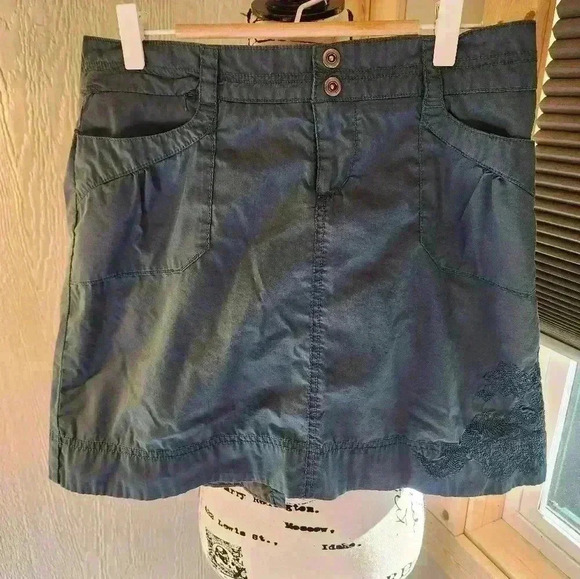 REI embroidered skirt - Picture 1 of 5